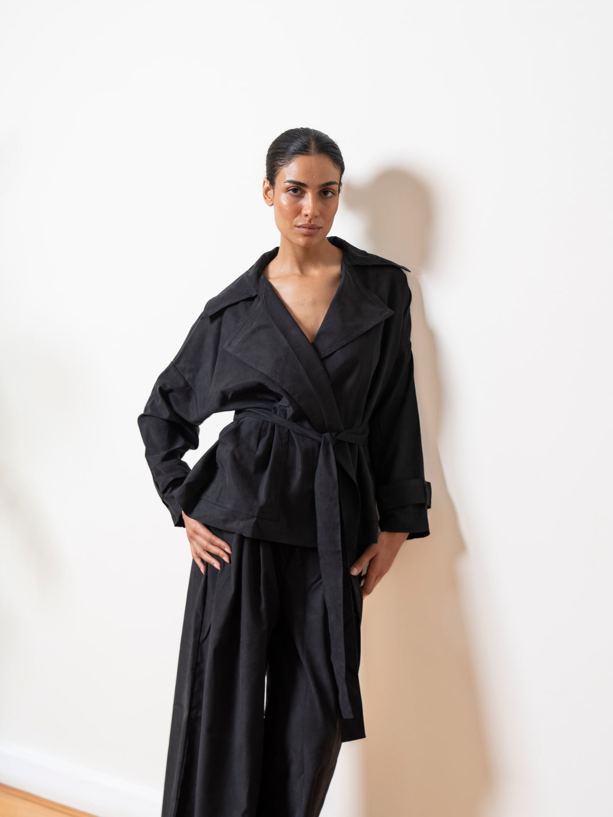 Aura set In Black