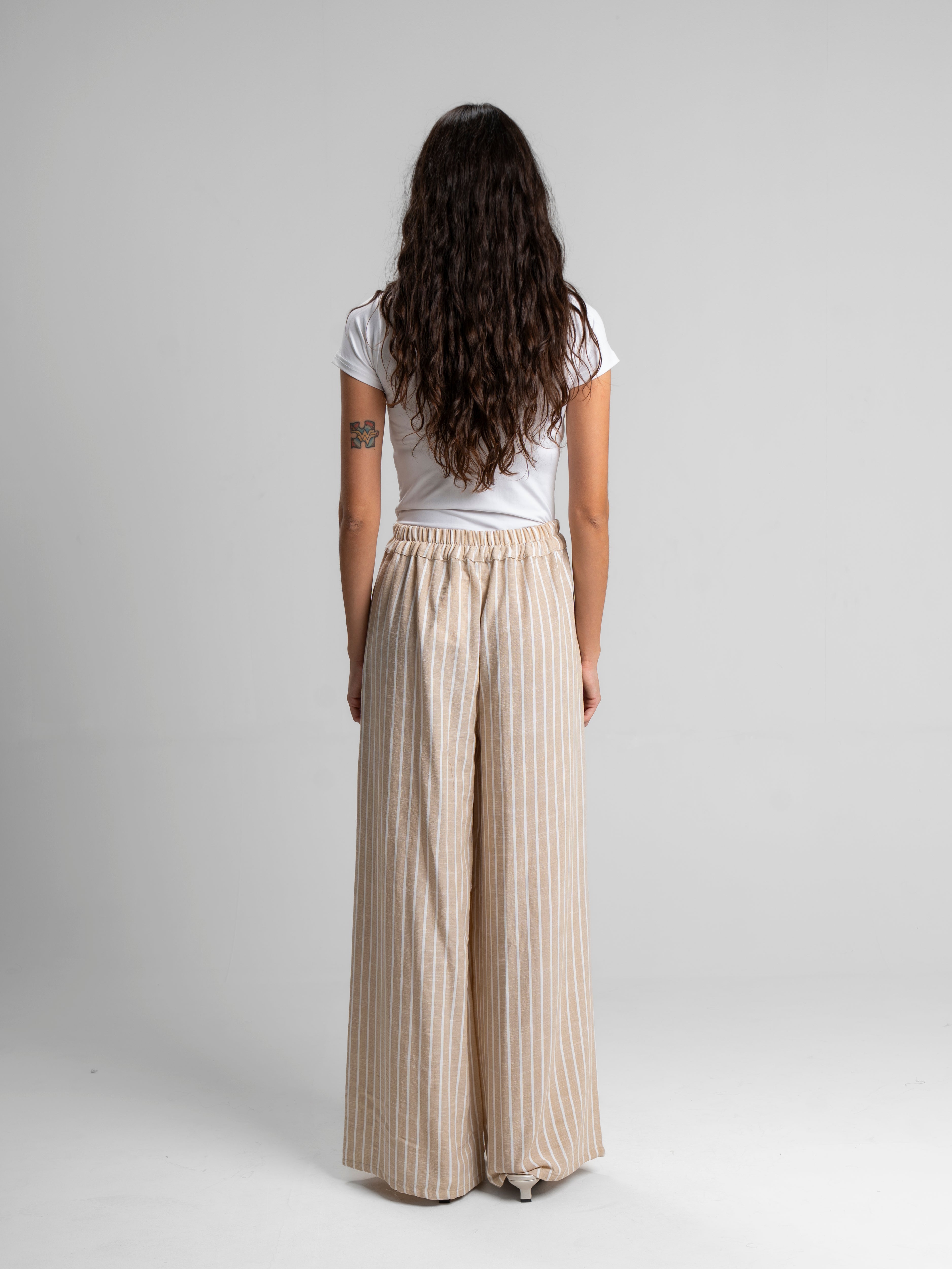 The sand pants in Beige