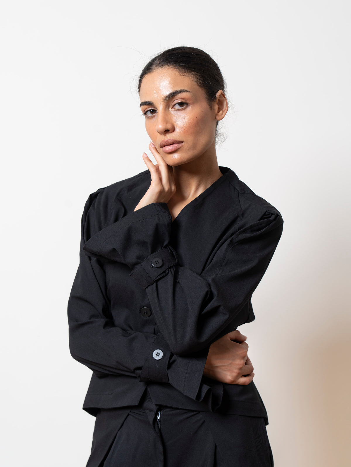 Dominique Set in Black