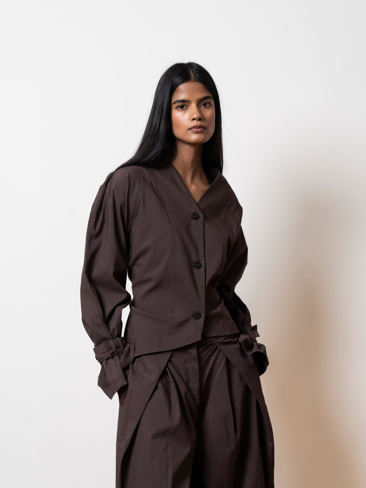 Dominique Set in Brown
