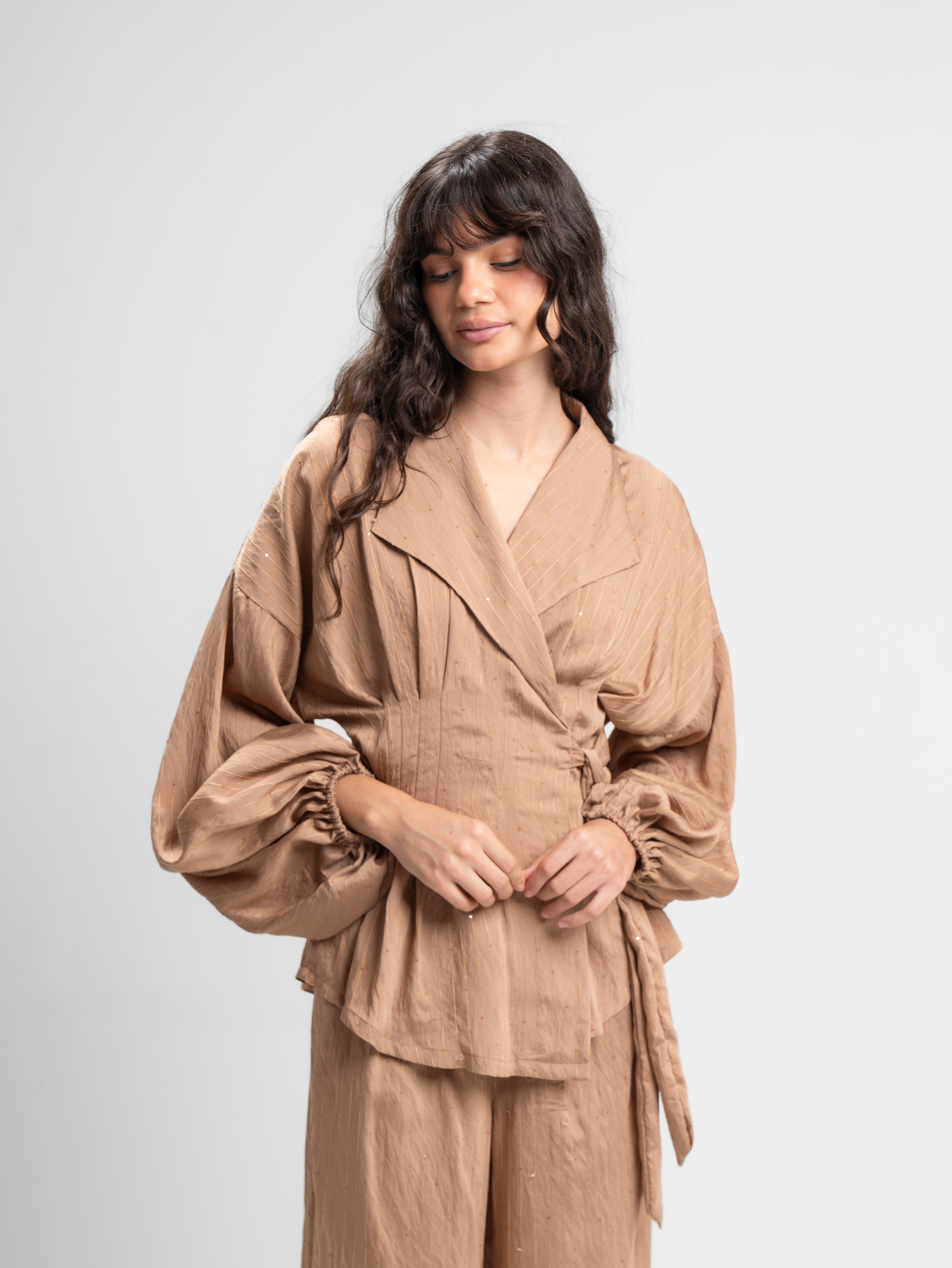The Cinch set in beige