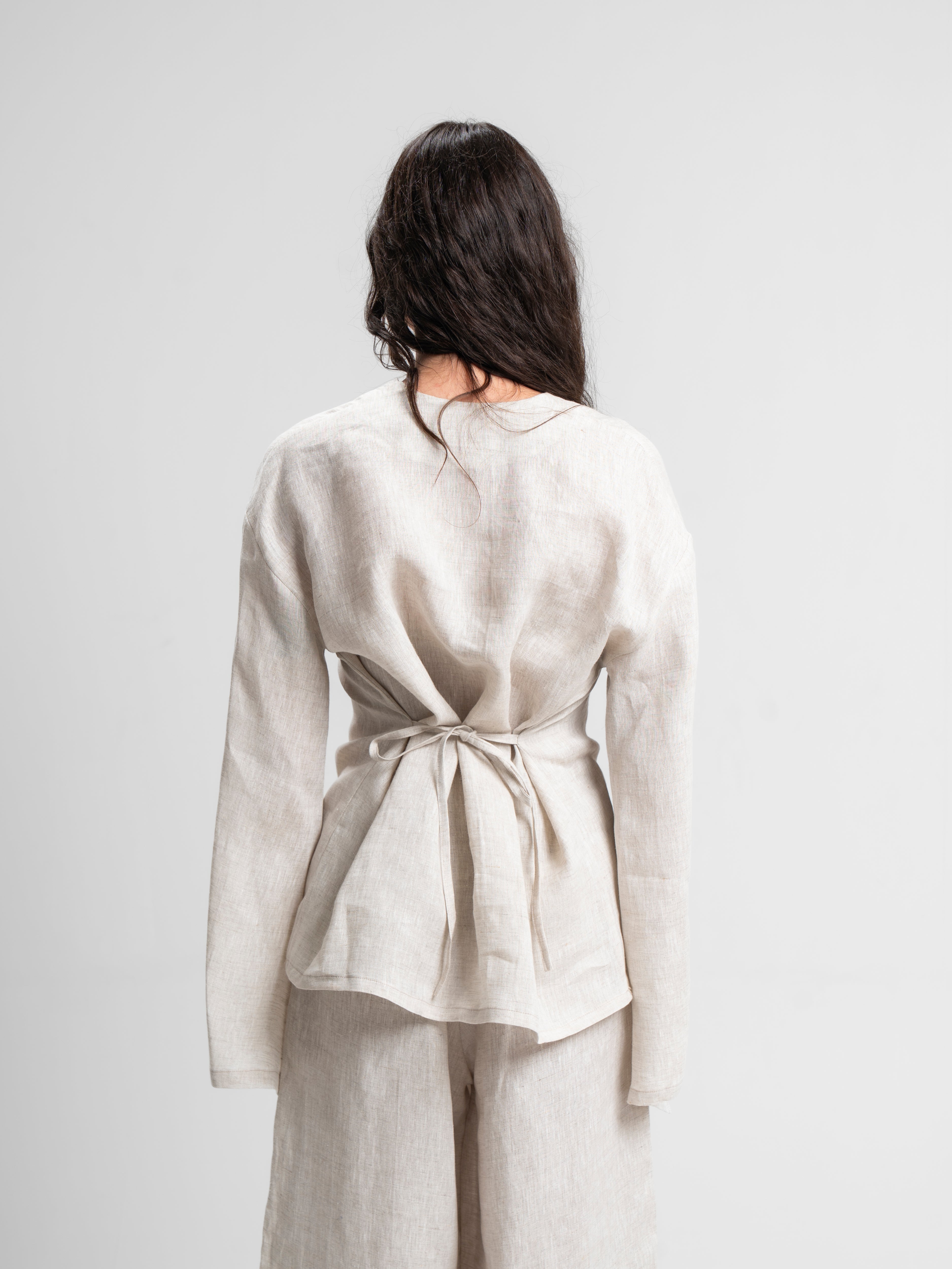 The Sculpt Linen Set in Beige