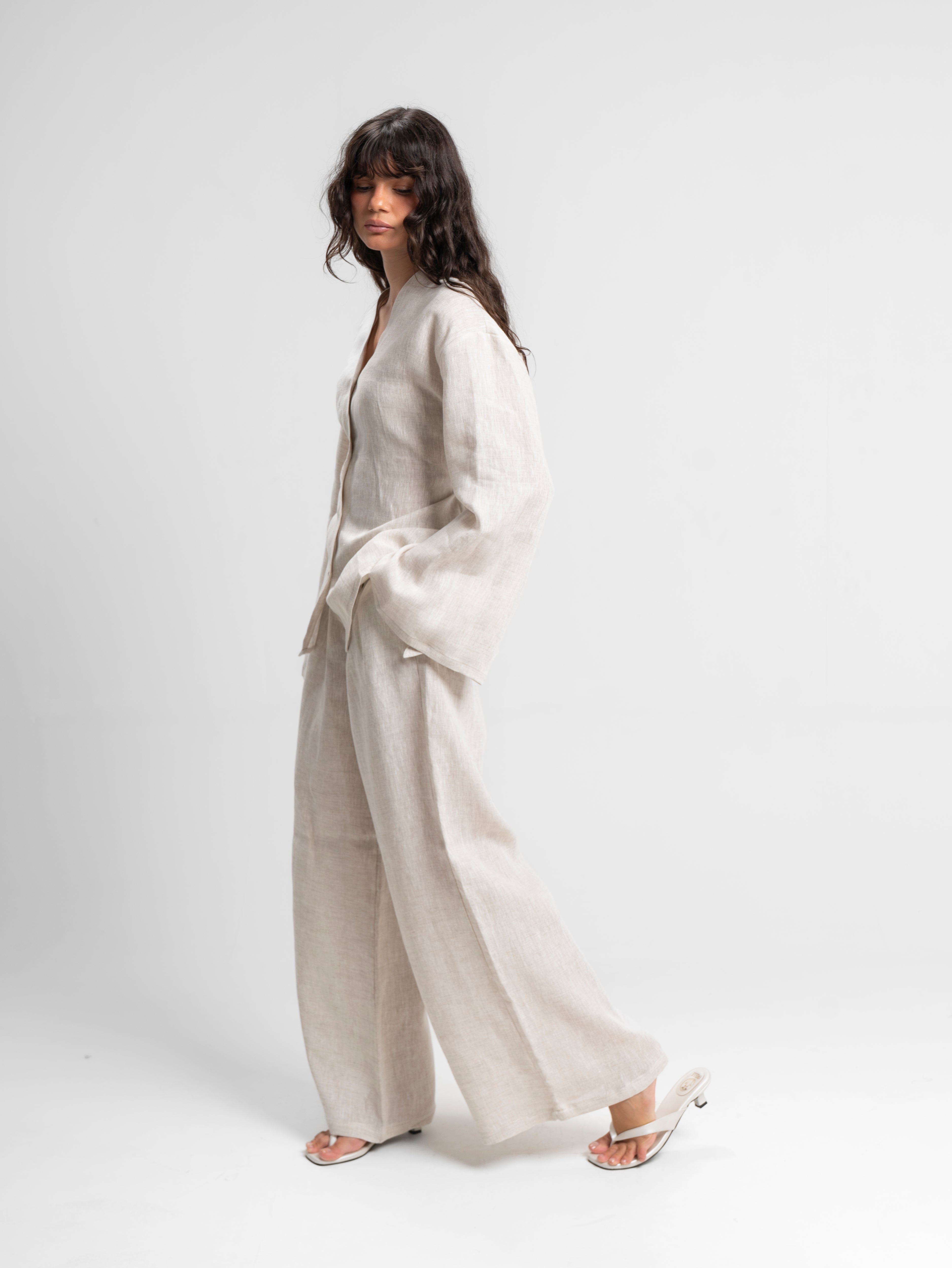 The Sculpt Linen Set in Beige