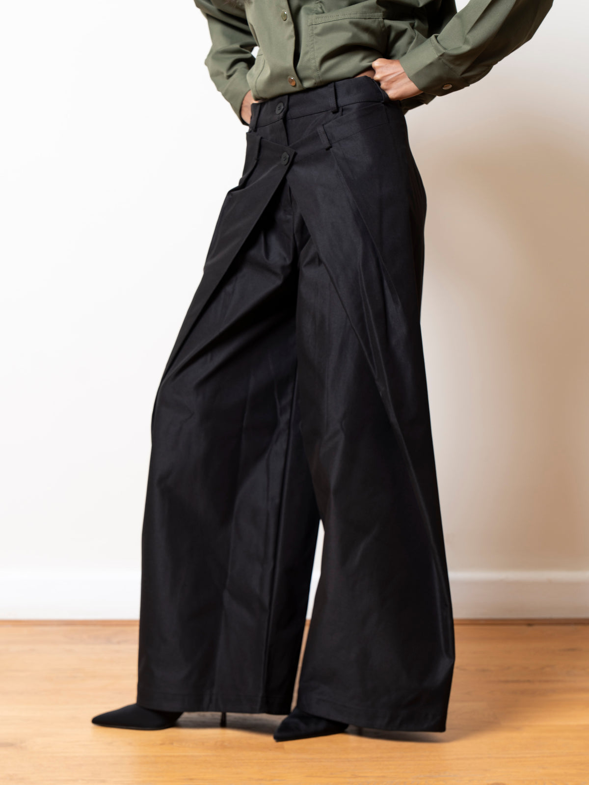 Duet Pants in Black