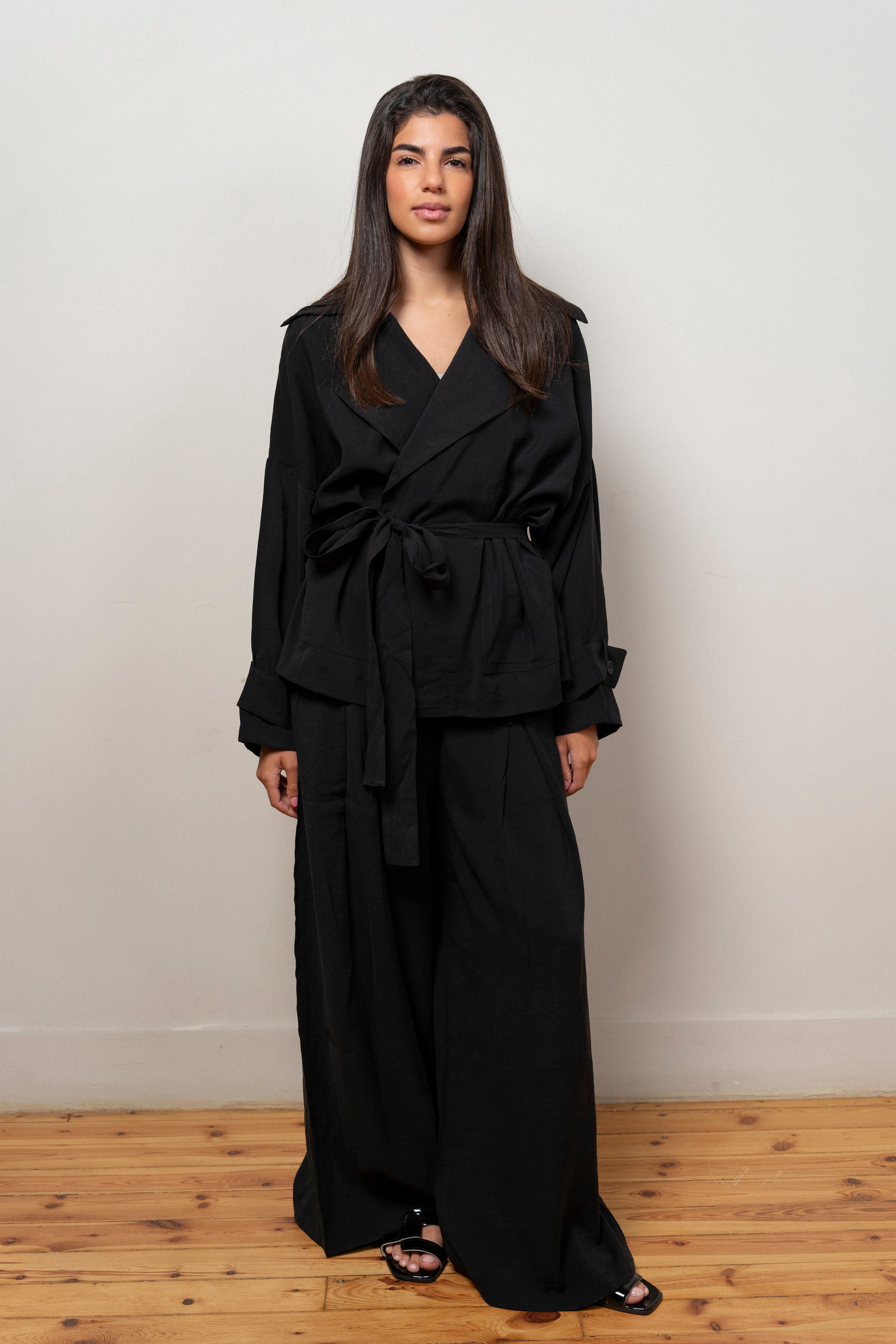 Aura Set in Black