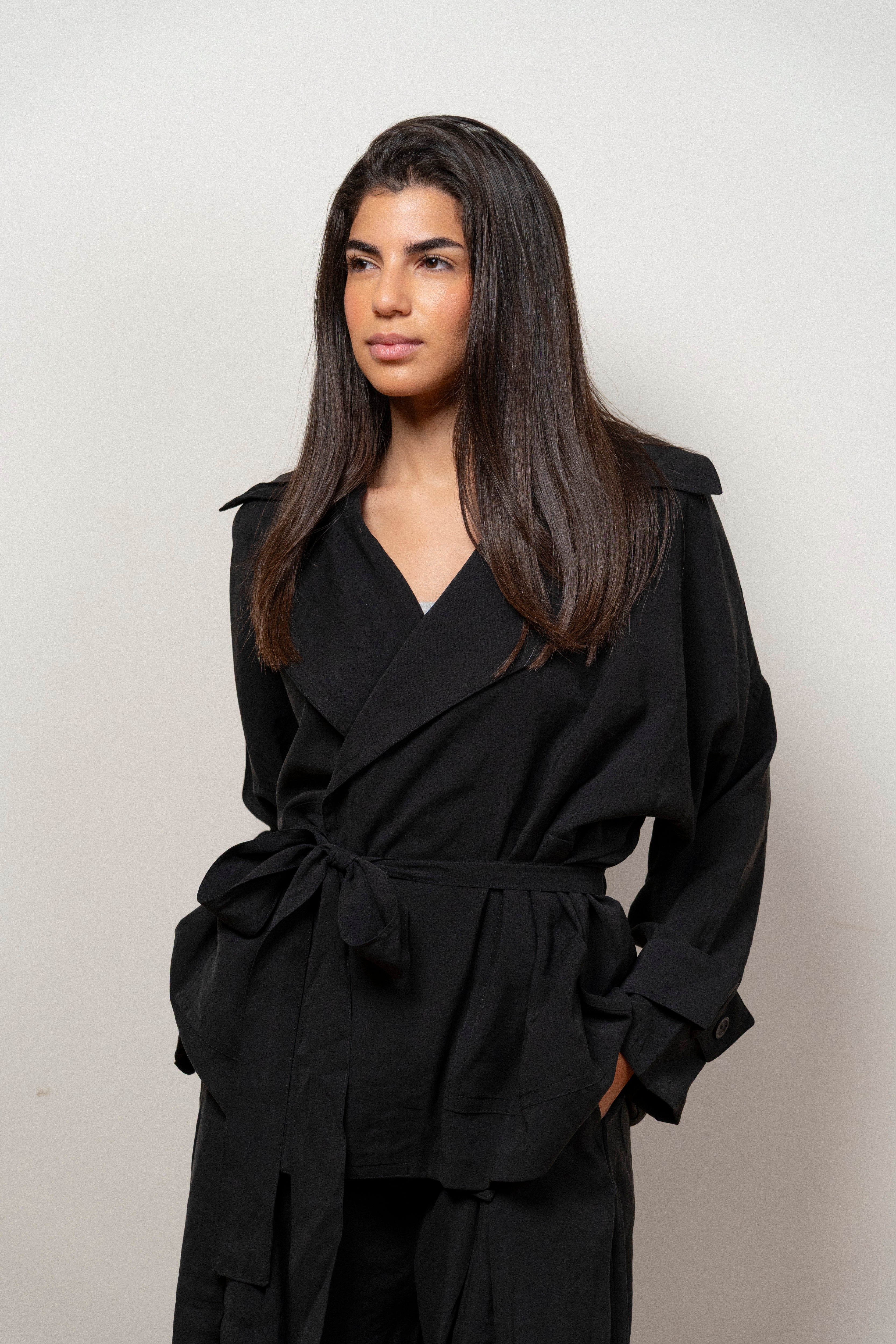Aura Set in Black
