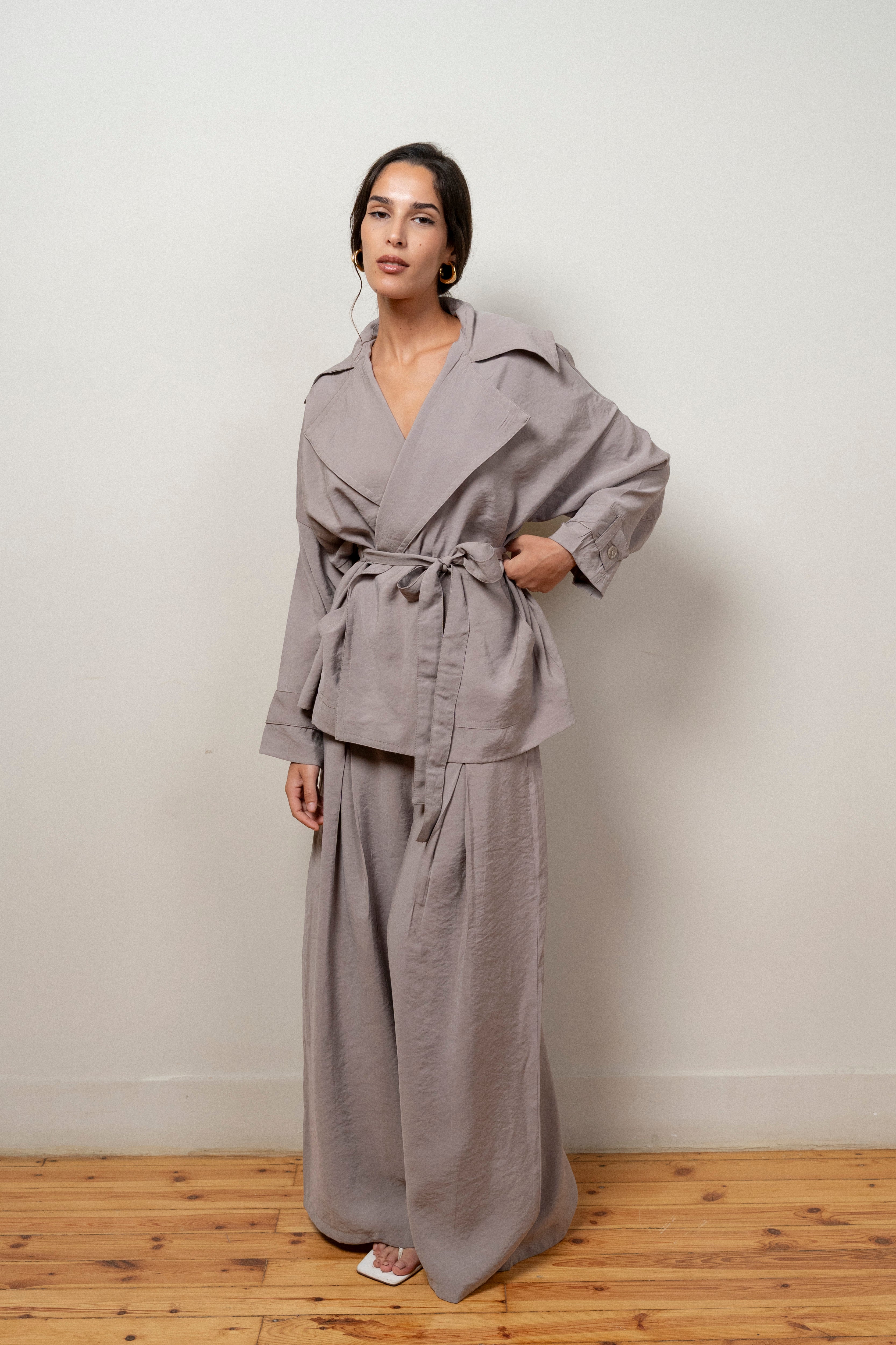 Aura Set in Grey