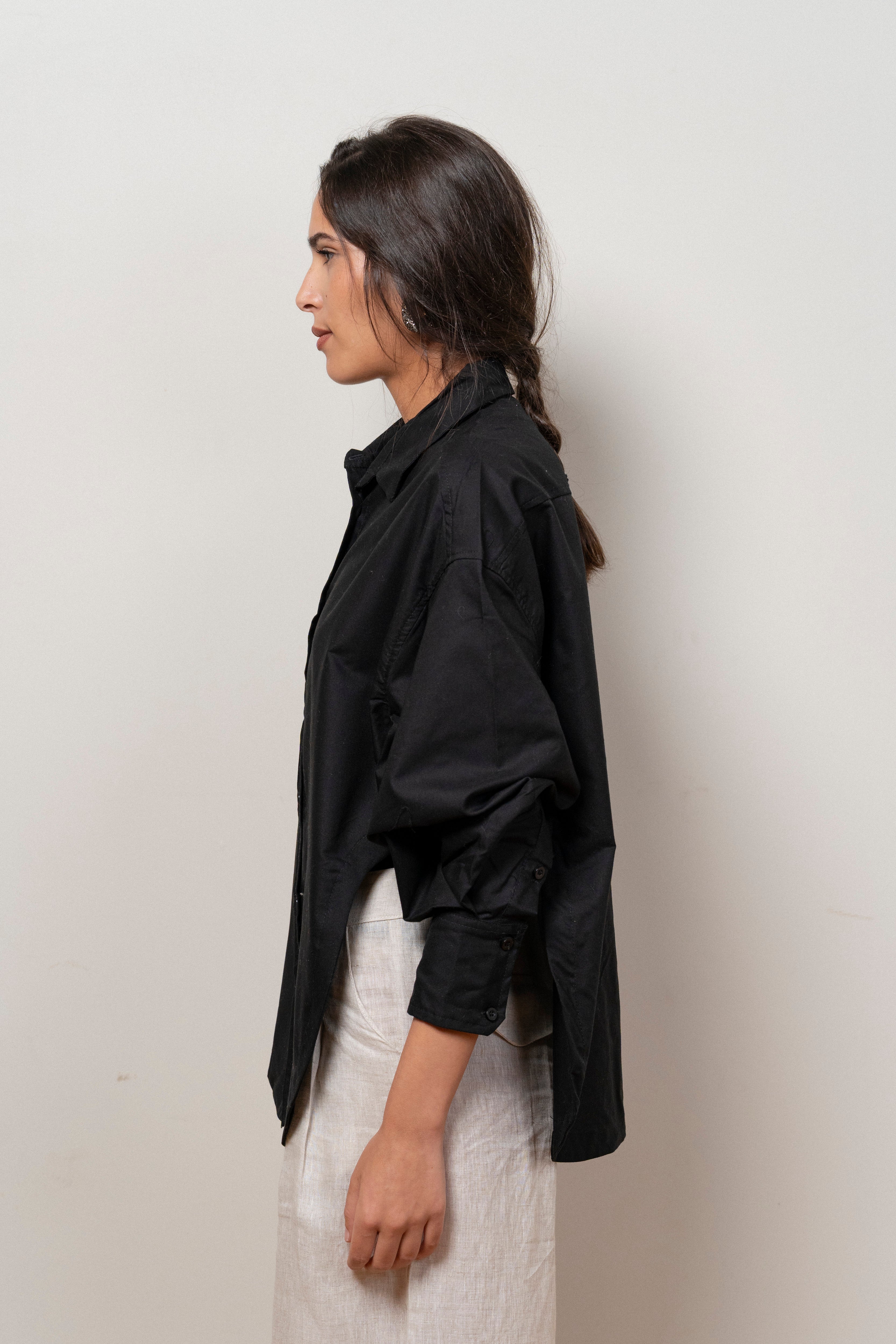Side Note Poplin Shirt In Black