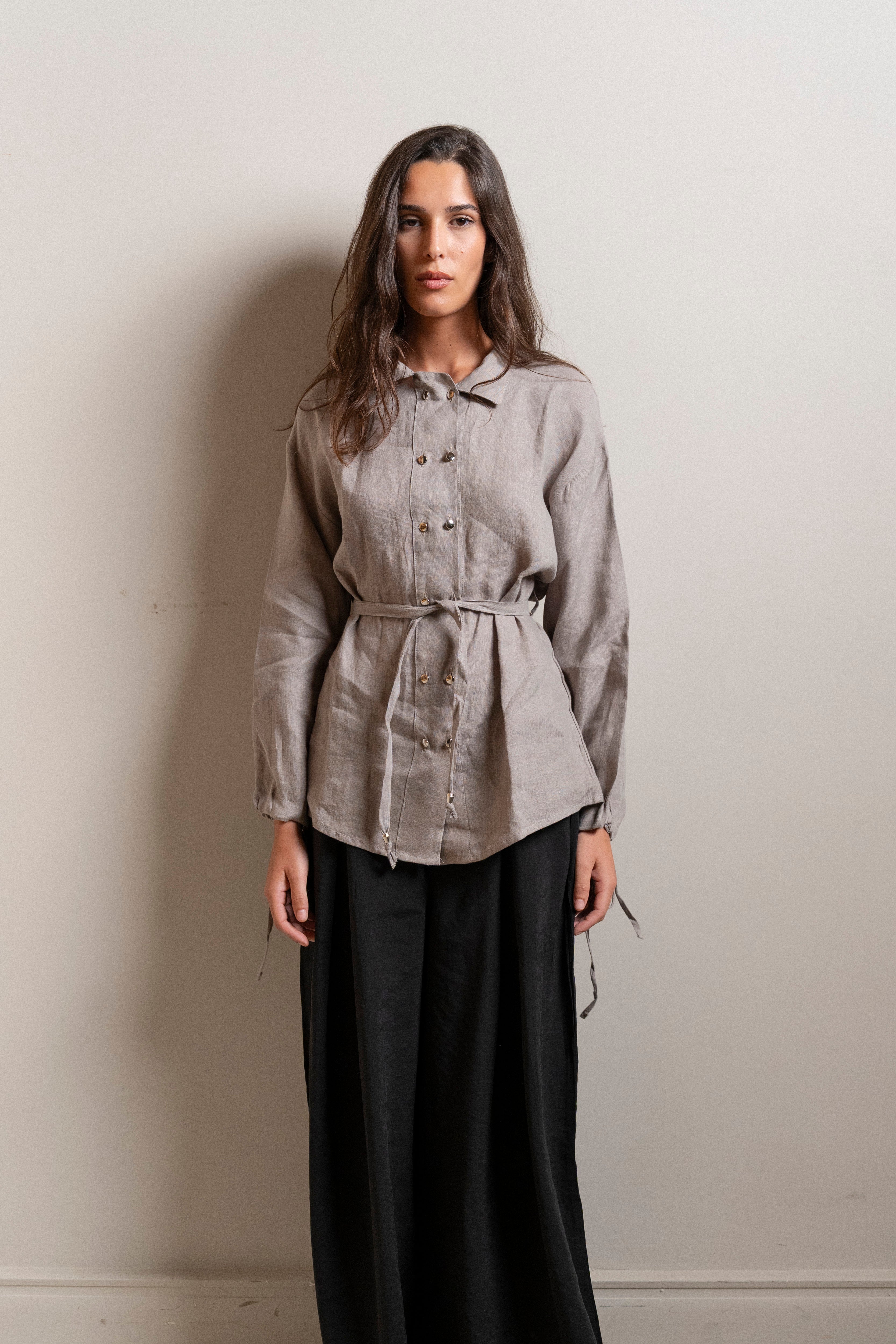 Knot Shirt in Grey