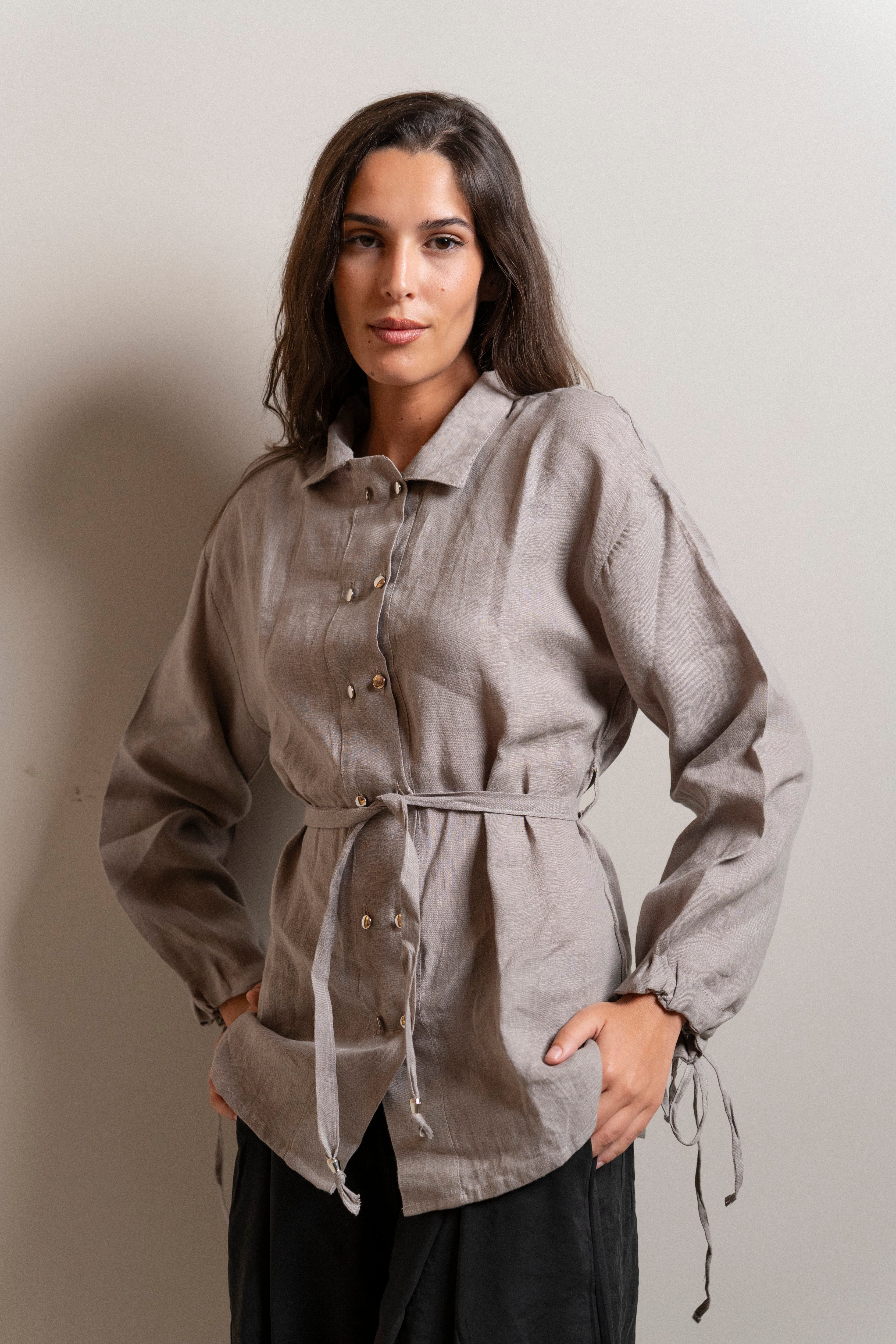 Knot Shirt in Grey