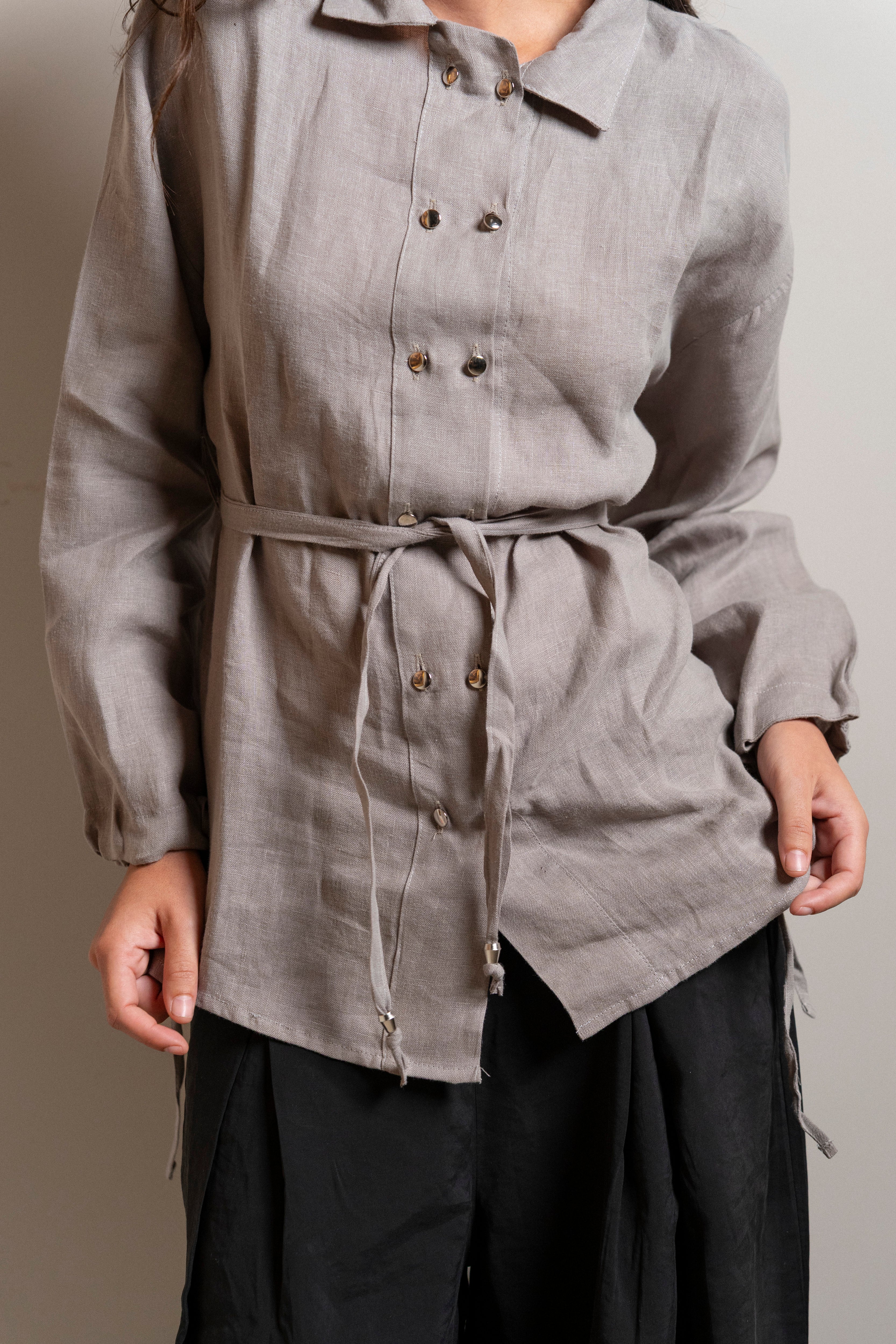 Knot Shirt in Grey