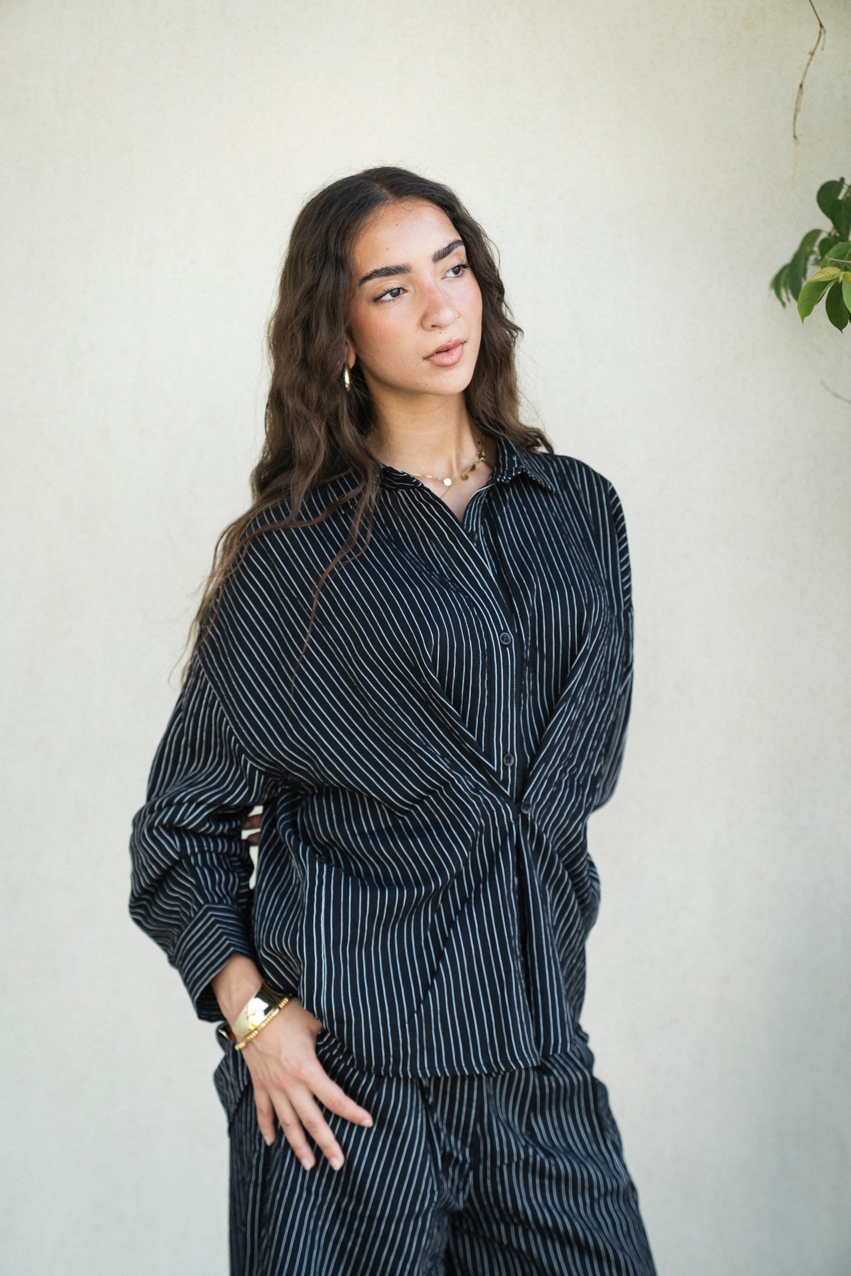 Moon-line shirt in Black