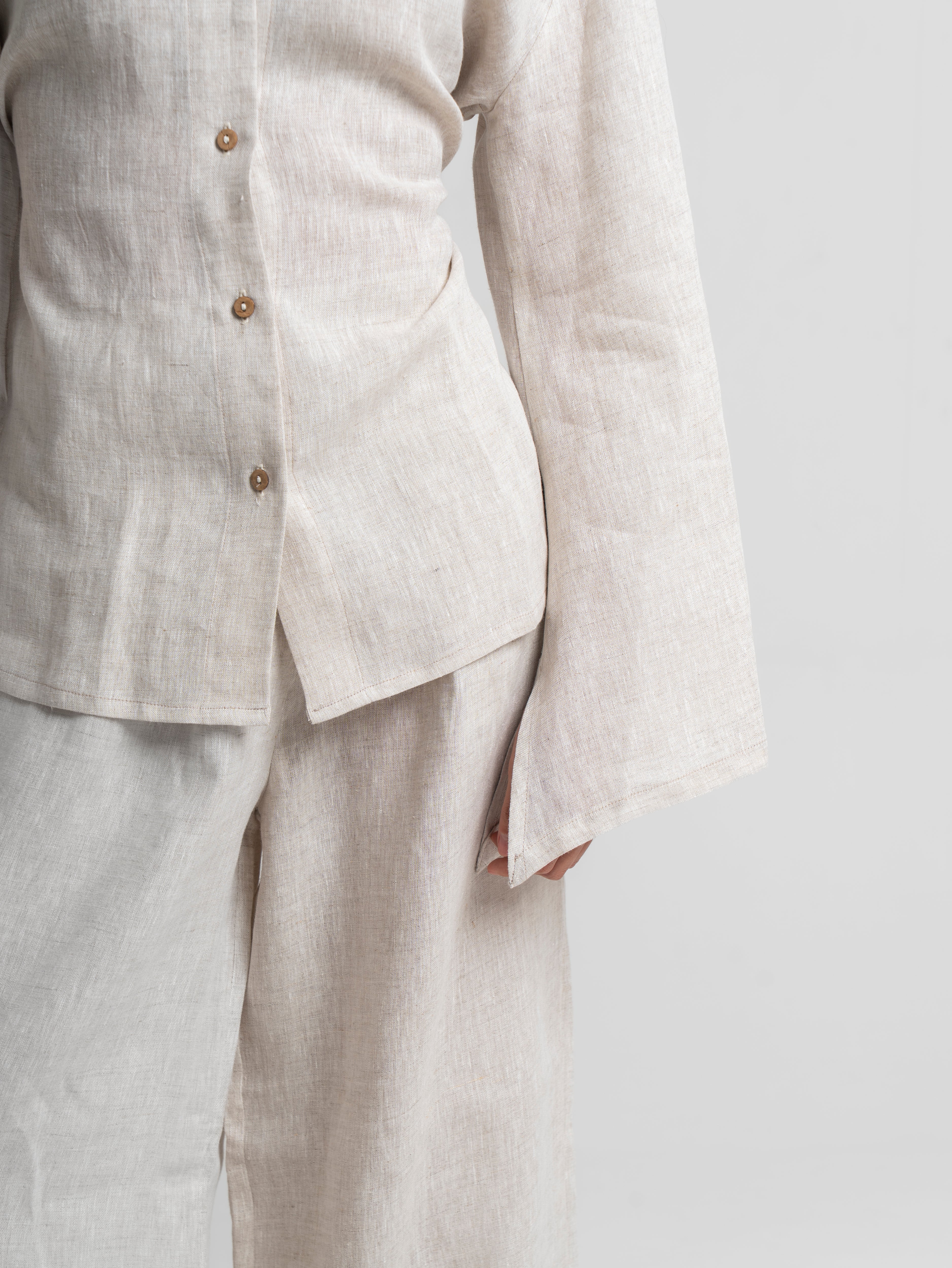 The Sculpt Linen Set in Beige